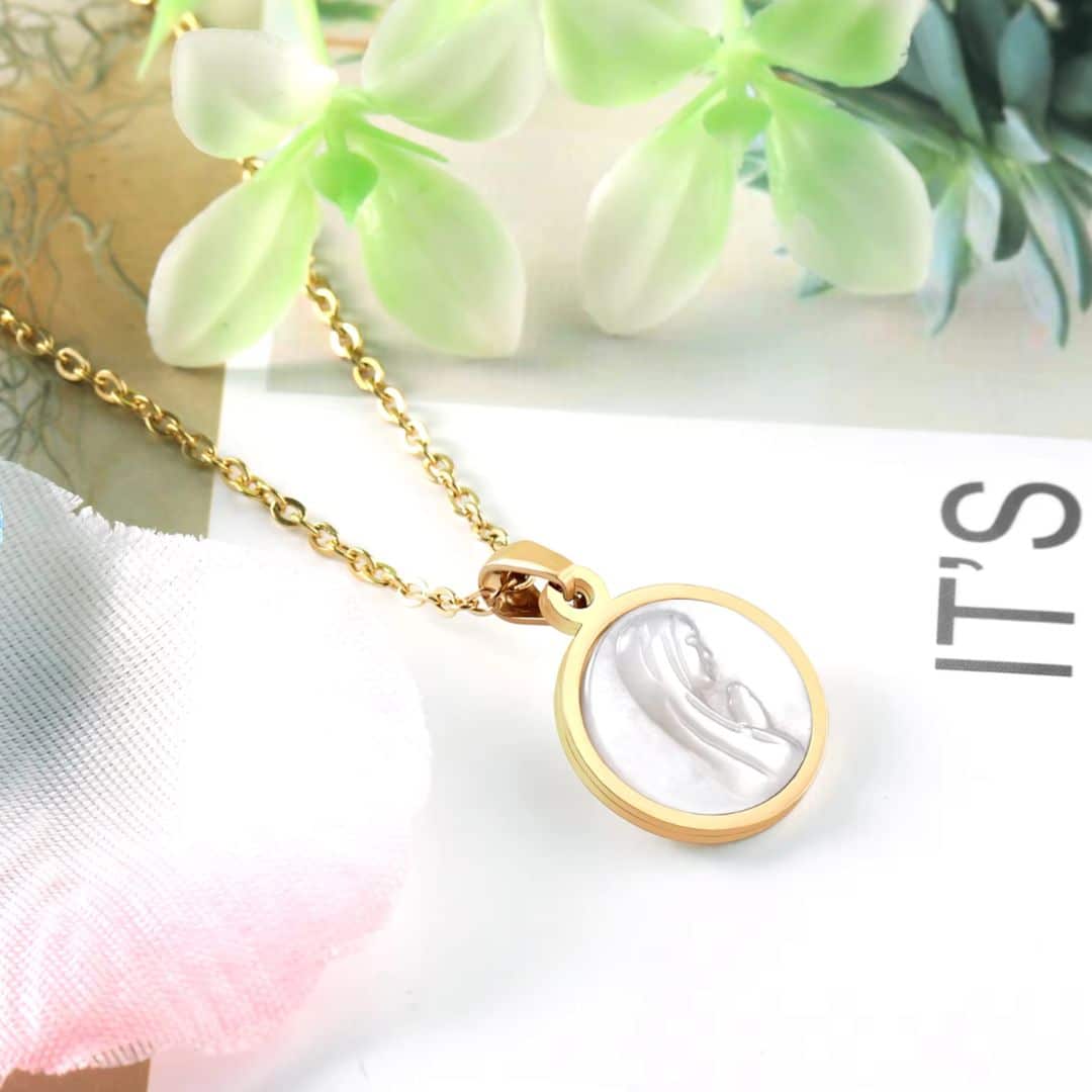 Cadena Dorada Virgen Maria Tipo Concha Nacar