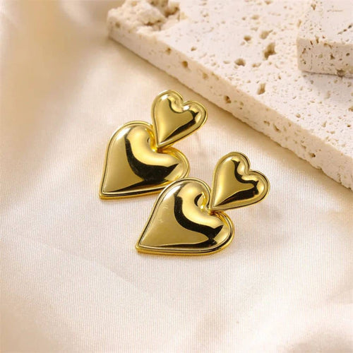 Aretes Dorados Dos Corazones