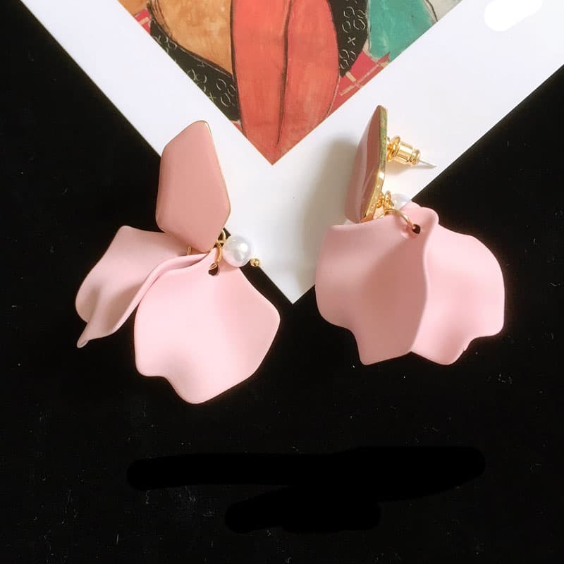 Aretes Rosados Petalos Perla