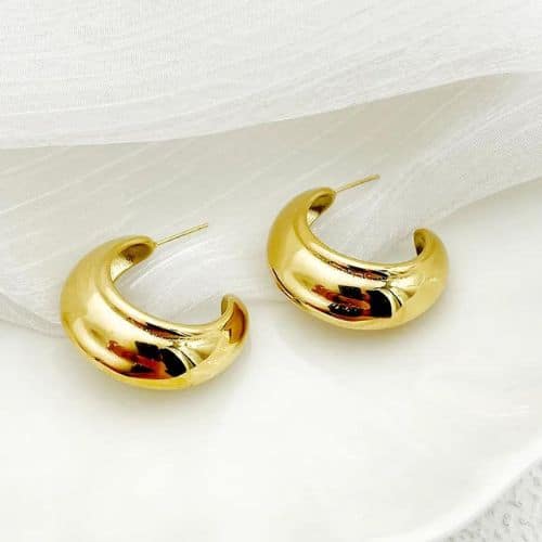 Argollas Doradas Grandes en Forma de C
