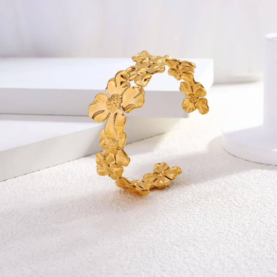 Brazalete Dorado Flores Medianas