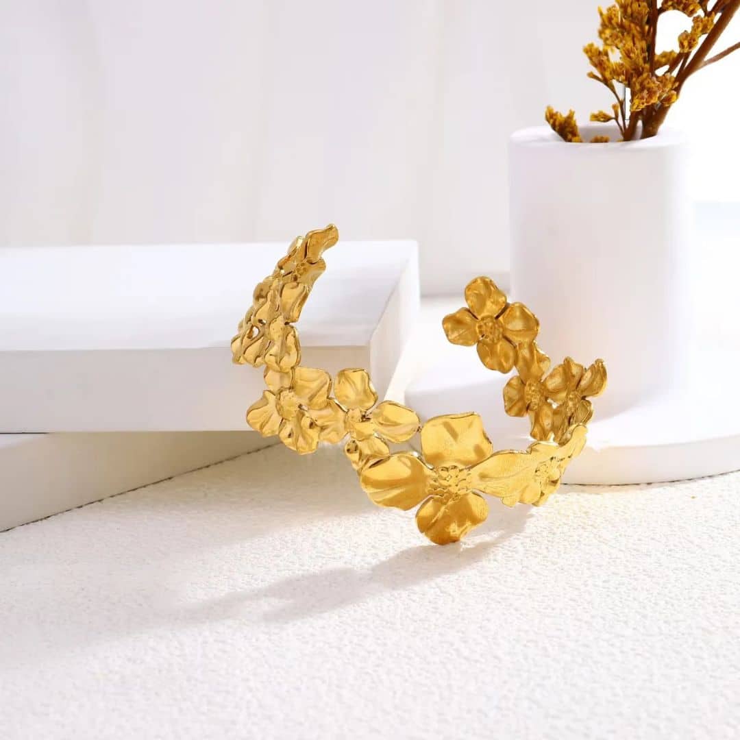 Brazalete Dorado Flores Medianas