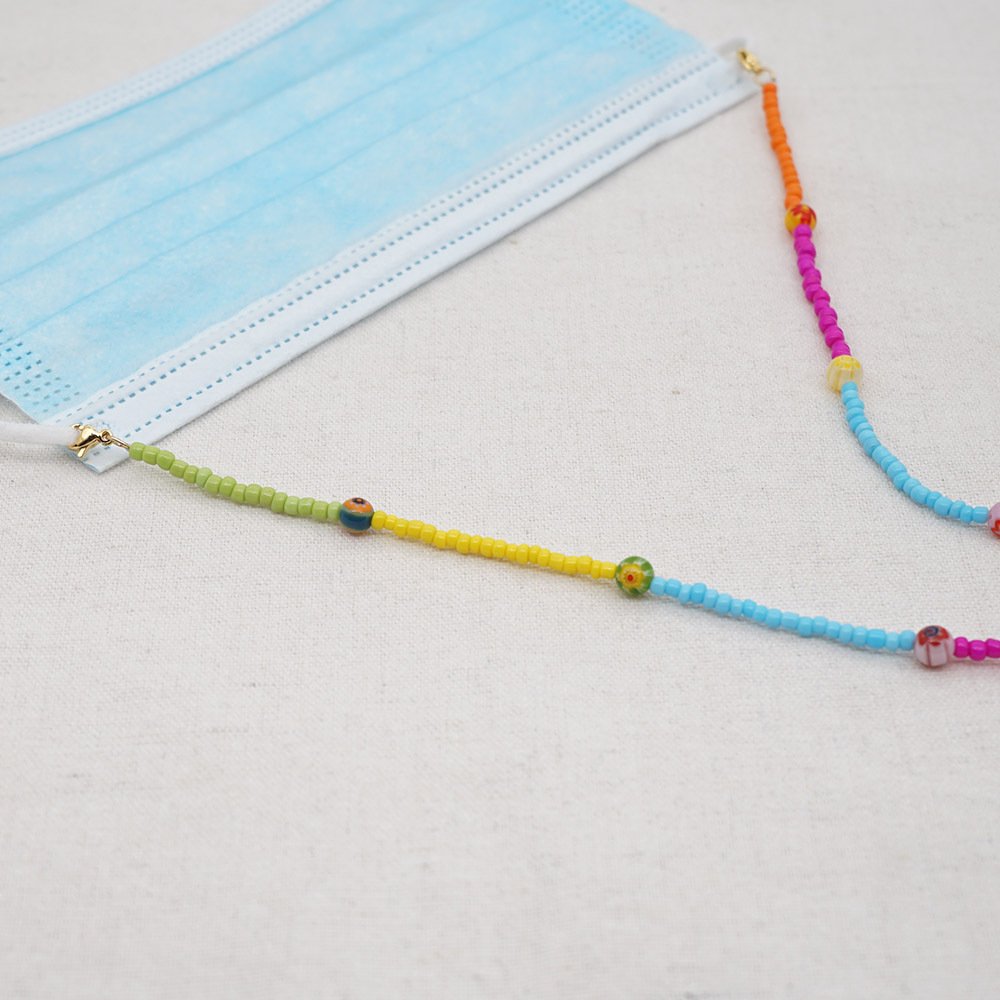 Cadena para lentes de colores con bolitas