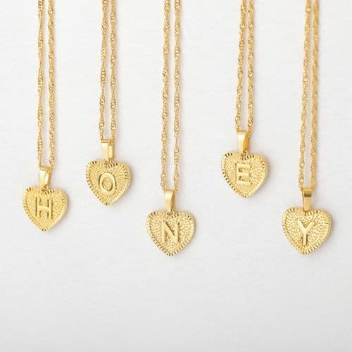 Cadena Twist Corazon Letra C