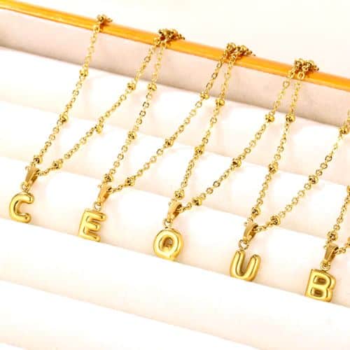 Cadena Dorada Letra Bold E