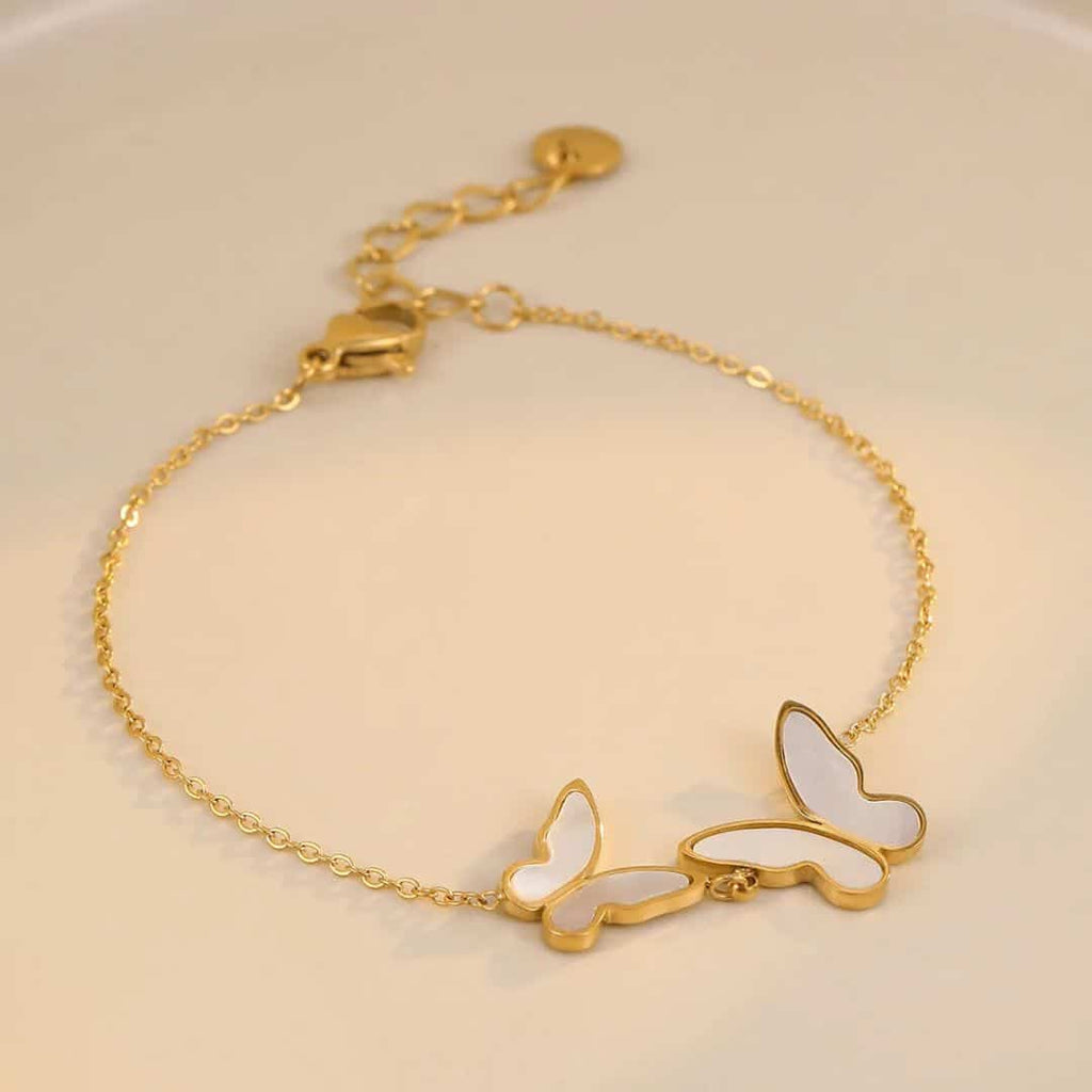 Pulsera Dorada Dos Mariposas Blancas