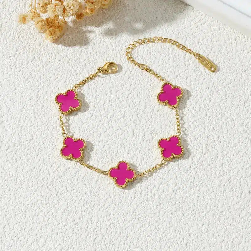 Pulsera Dorada Trebol Fuscia