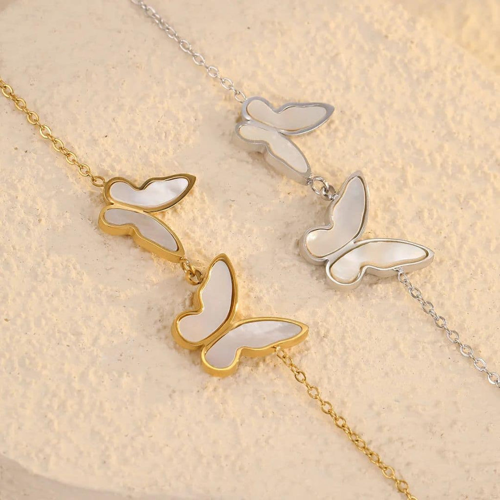 Pulsera Dorada Dos Mariposas Blancas
