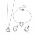 Set de Cadena Pulsera y Aretes Plateados Corazon